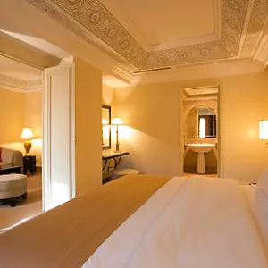 4* Hotel Nassim